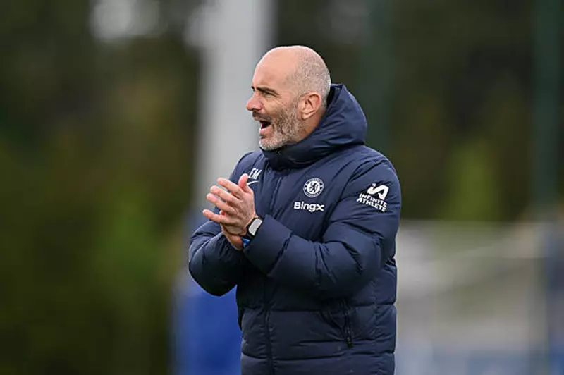 قبل المواجهة الحاسمة: ماريسكا يعبر عن اندهاشه من وجود مودريك في بولندا